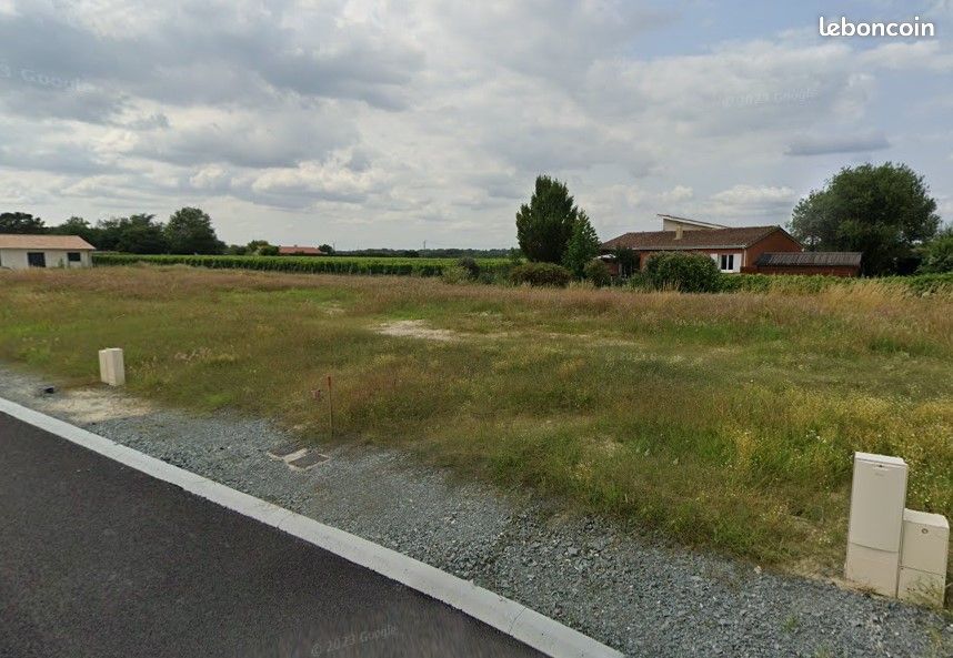 Terrain 685 m² Saint Quentin De Baron · à Saint-Quentin-de-Baron · 79 000 €