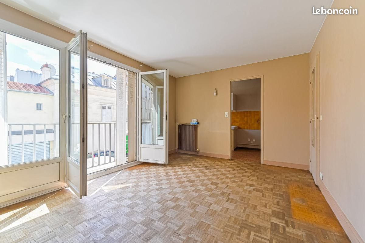 Appartement 1 pièce 28 m² · à Paris · 28 m² · 217 000 €
