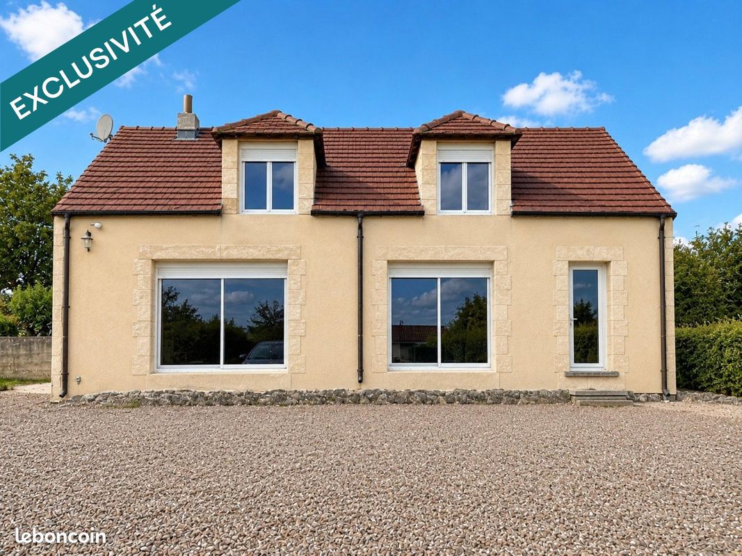 Maison 7 pièces 170 m² · à Saint-Pierre-du-Mont · 170 m² · 129 000 €
