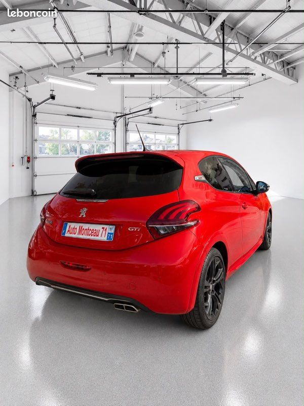 PEUGEOT 208 GTI 1.6 THP 208 ch (image 3)