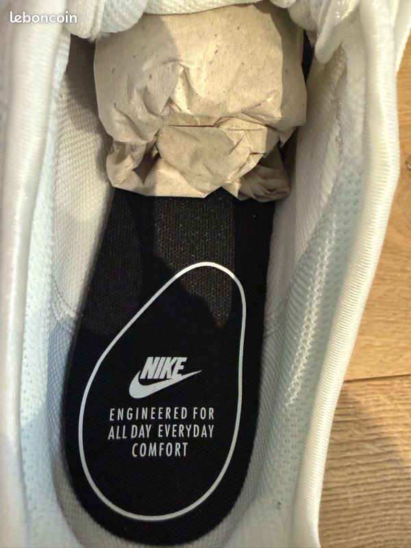 Baskets Nike blanches Axis (image 7)