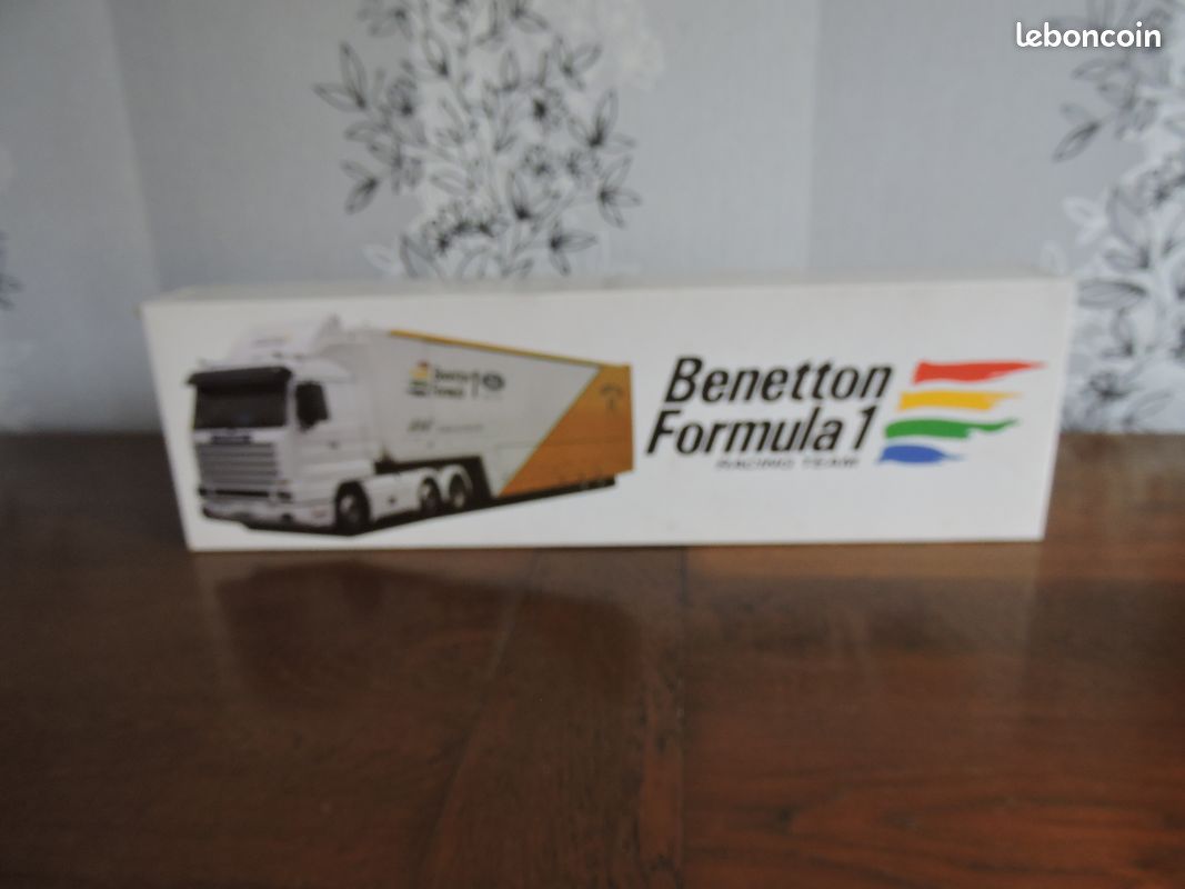 Eligor 1/43 – Scania 500 Benetton Formula 1 Ford Team – Semi-remorque