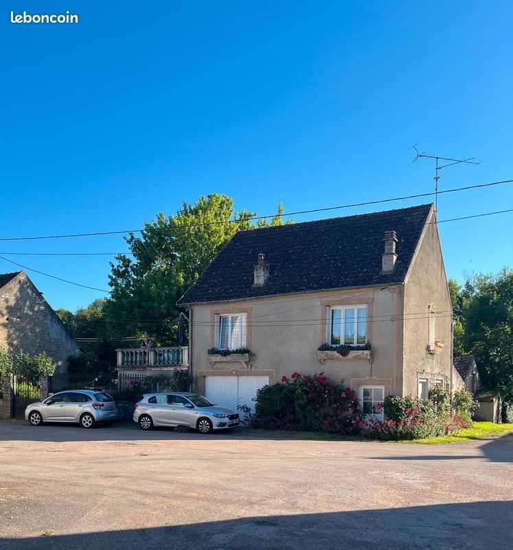 Maison 5 pièces 148 m² · à Flez-Cuzy · 148 m² · 89 000 €