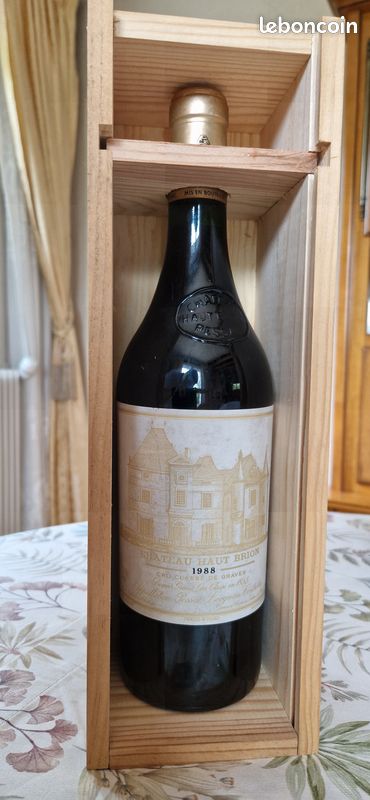 Bouteille vin rouge Bordeaux Chateau HAUT-BRION 1988 (image 3)