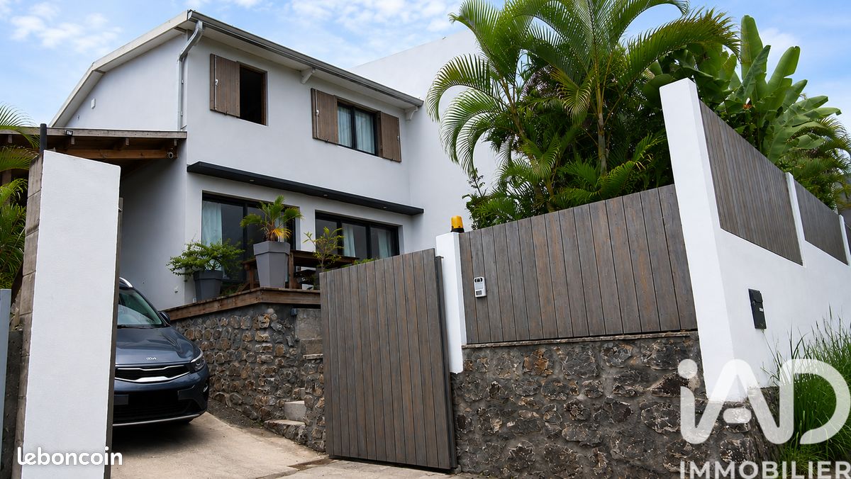 Maison 4 pièces 100 m² · à Saint-Paul · 100 m² · 435 000 €