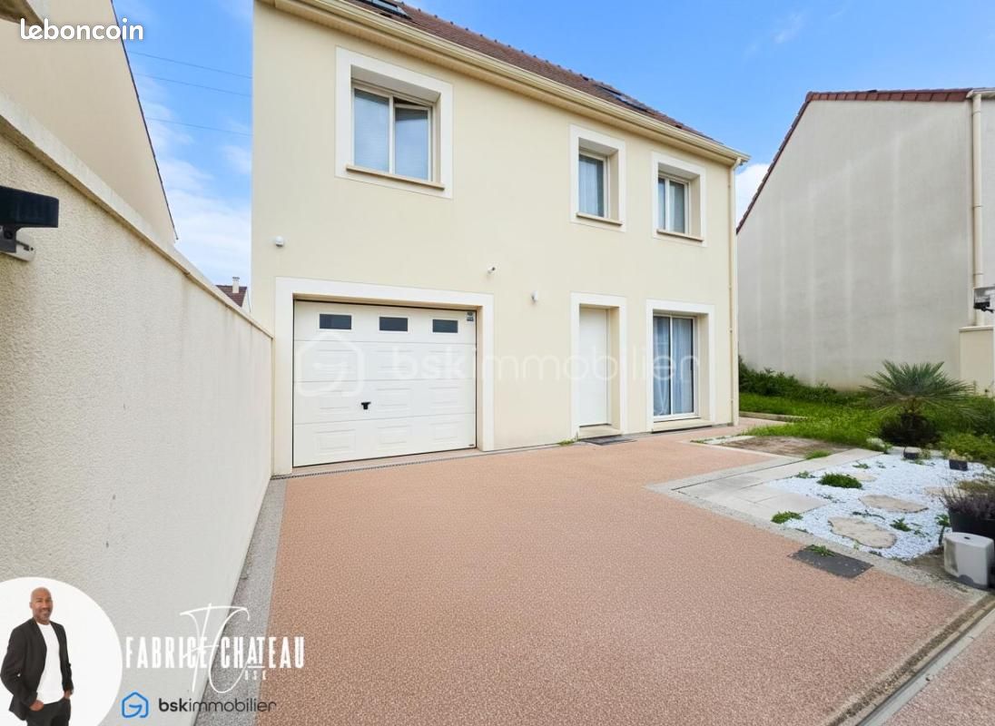Maison 6 pièces 117 m² · à Pierrelaye · 117 m² · 450 000 €