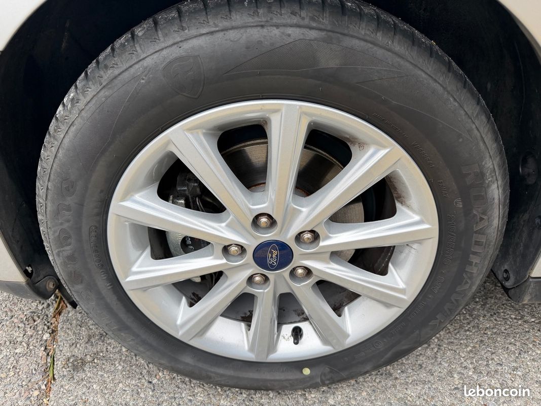 Ford C-max 1.5 TDCI 120 CV / Phase 2 / Toit Panoramique / KM réel / GPS / Titanium (image 13)