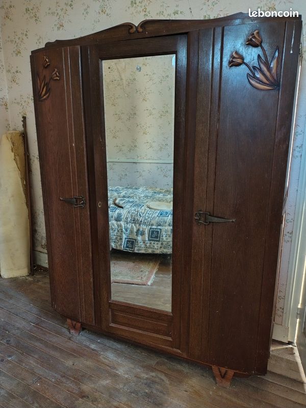 Armoire ancienne 3 portes (image 1)