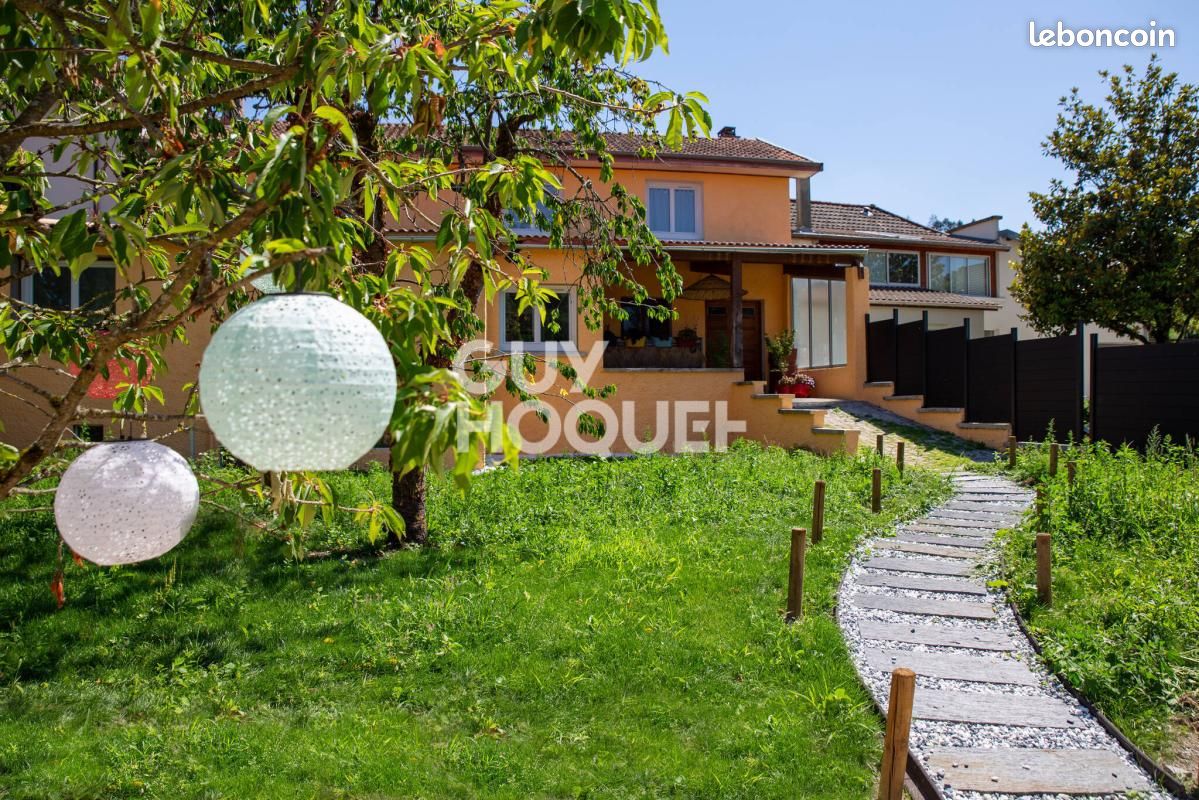 Maison 6 pièces 147 m² · à Domarin · 147 m² · 360 000 €