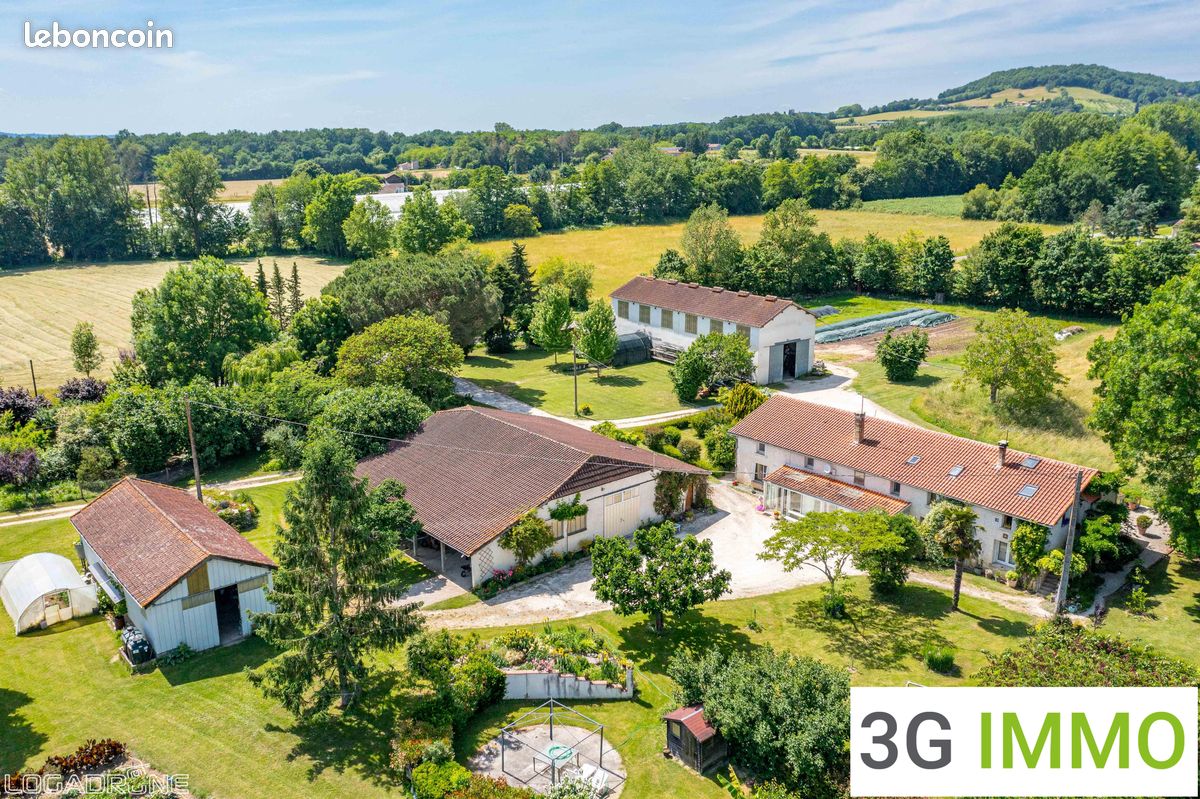 Maison 375 m² · à Saint-Sylvestre-sur-Lot · 375 m² · 569 000 €