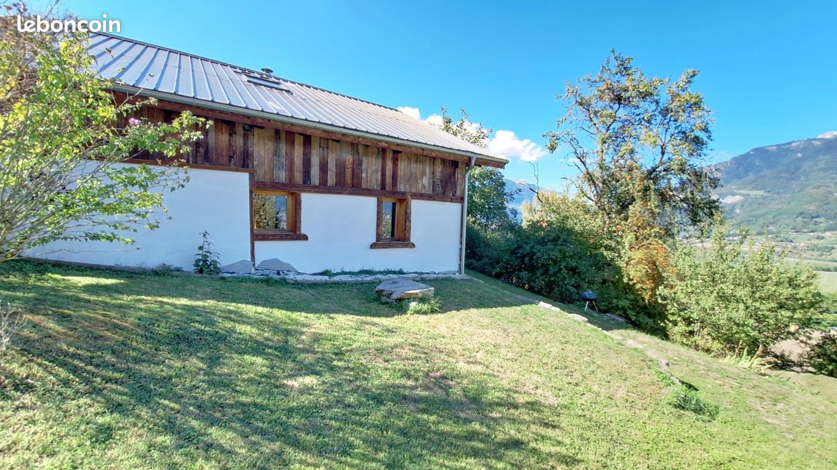 Maison 5 pièces 163 m² · à Domancy · 163 m² · 847 000 €