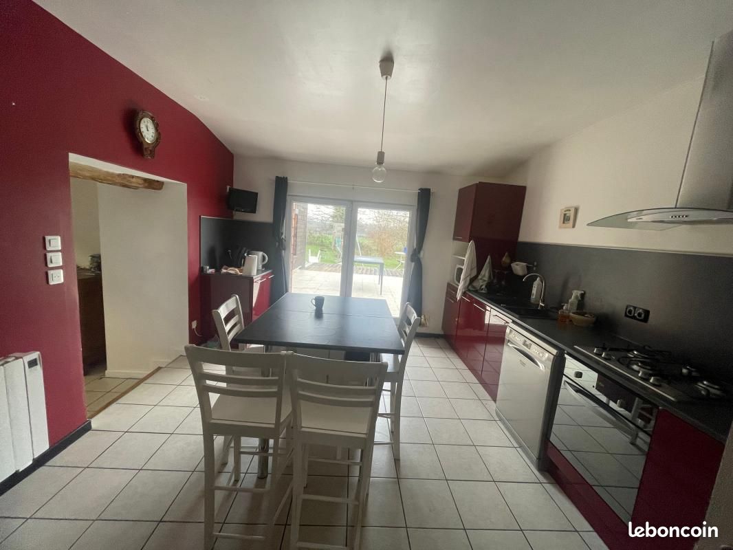 Maison 3 pièces 131 m² - Brillac 16500 (image principale 2)