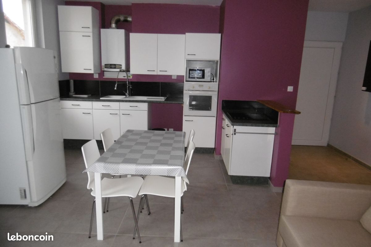 Appartement 2 pièces 46 m² · à Roche-la-Molière · 46 m² · 590 €/mois