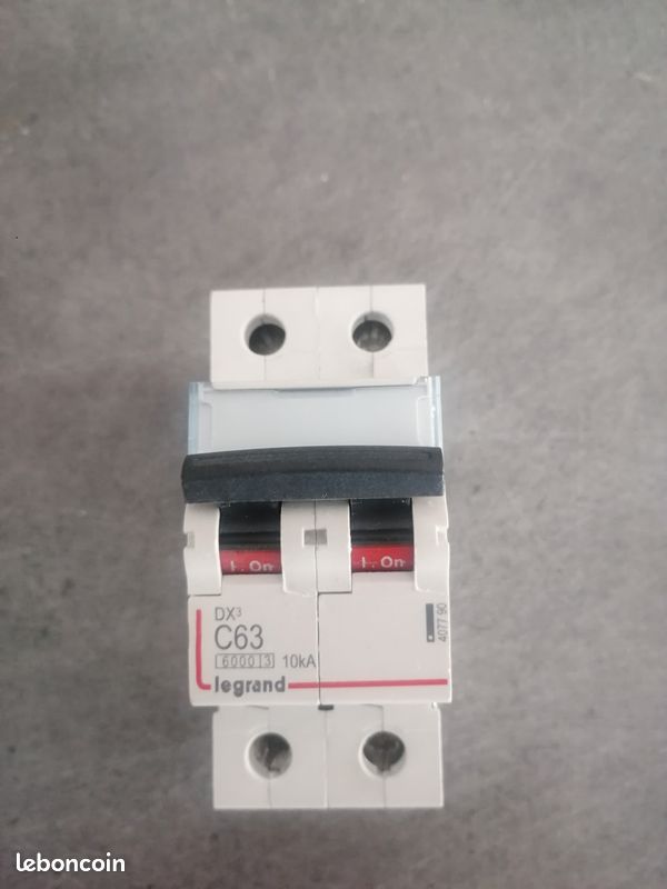 Dijoncteur C63A legrand (image 1)