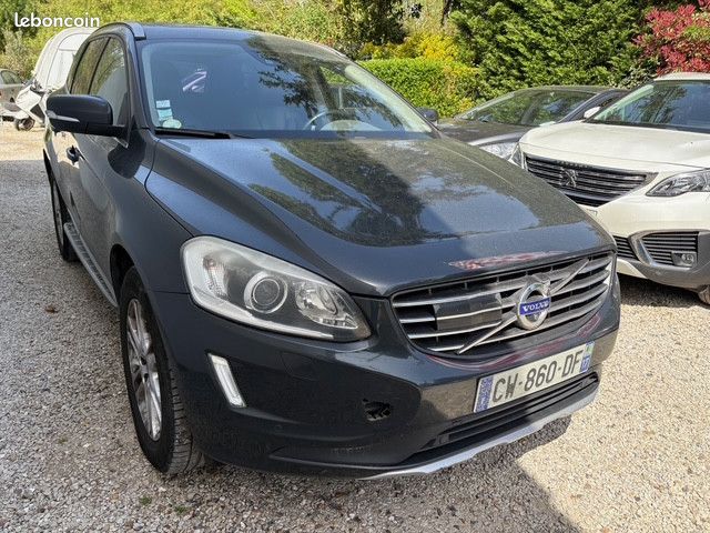 Volvo XC60 D5 AWD 215CH XENIUM GEARTRONIC (image 16)
