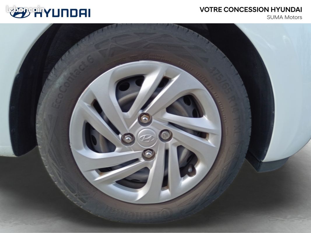 HYUNDAI i10 1.0 67 ECO Intuitive (image 14)