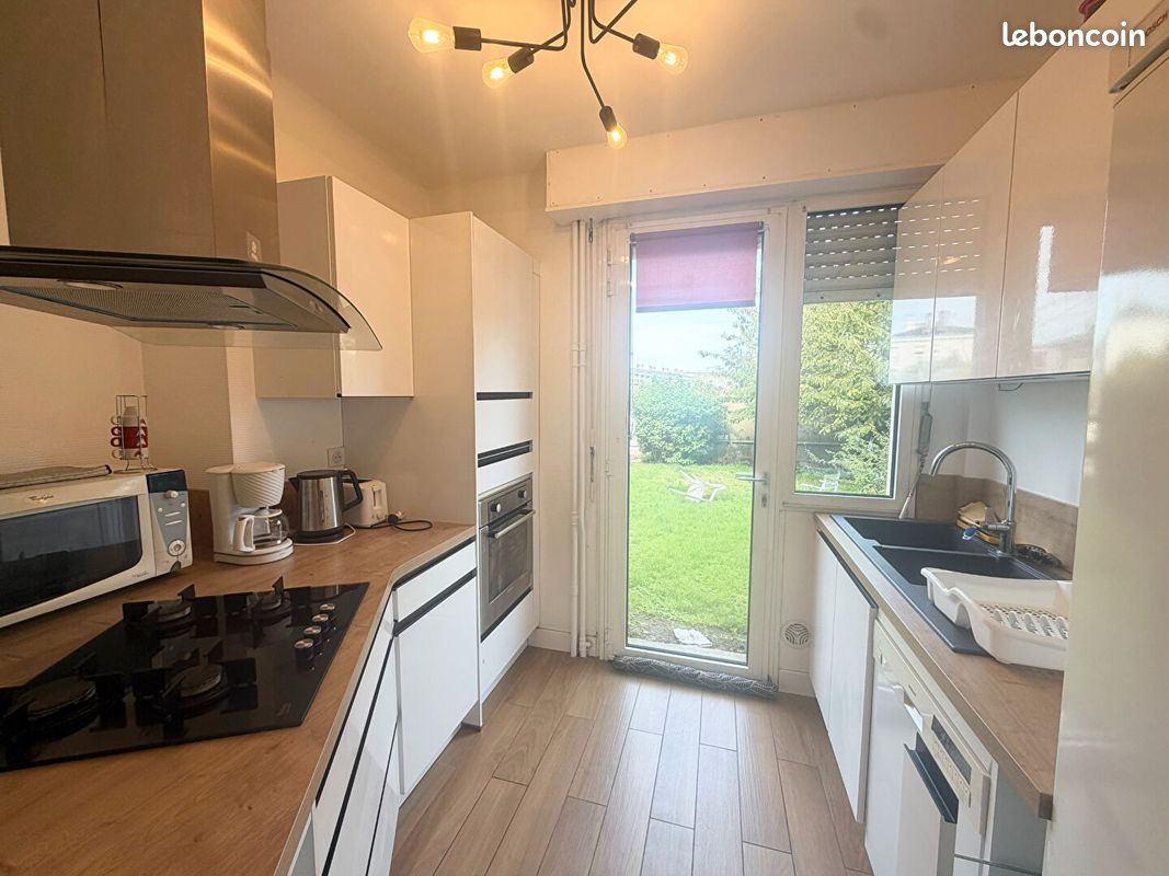 Appartement 3 pièces 78 m² · à Calais · 78 m² · 910 €/mois