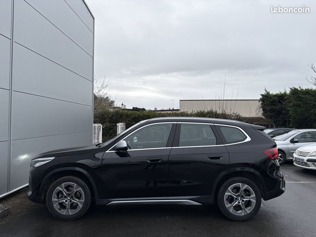 BMW X1 sDrive 18i 136ch DKG7 xLine (image 9)