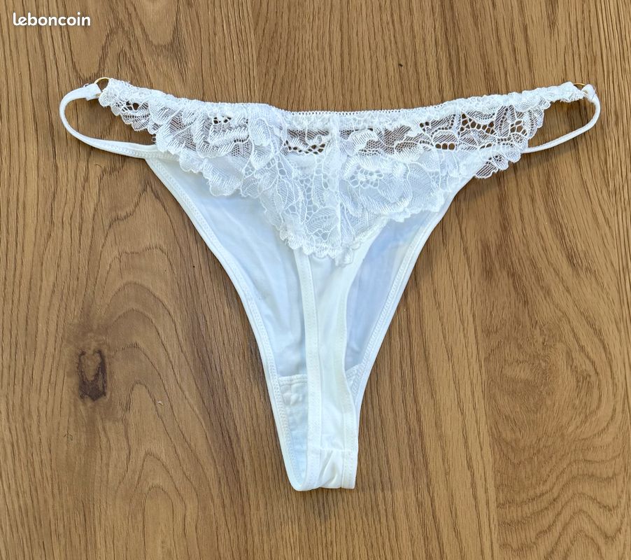 Lot de 3 strings coton et dentelle - rose/vert/noir - - 8.00 Lot de 3 strings coton et dentelle - rose/vert/noir - - 8.00