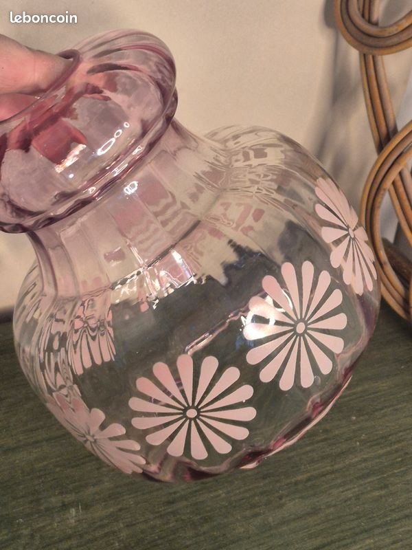 Cadre Vintage Brillant Rose Avec Ombres Isolées Sur Fond Transparent Cadre Vintage Brillant Rose Avec Ombres Isolées Sur Fond Transparent