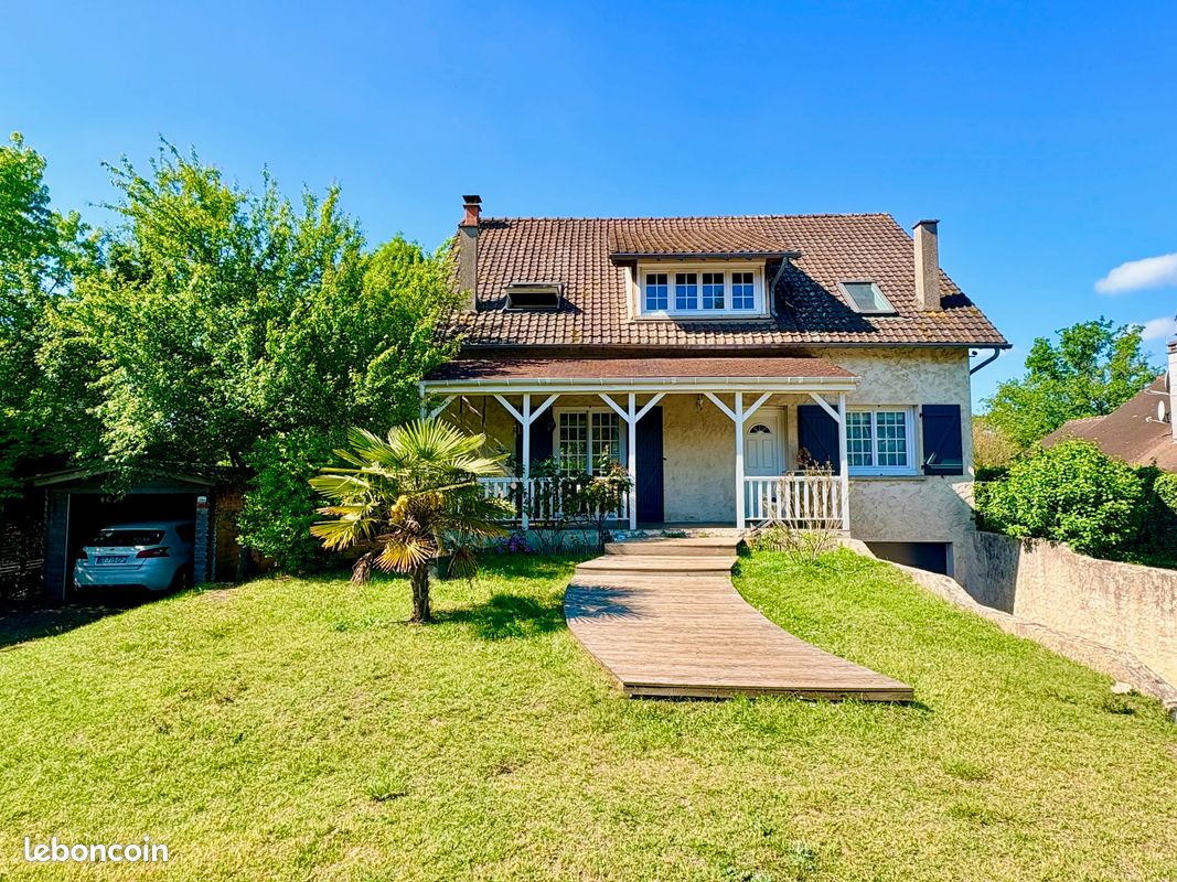 Maison 7 pièces 136 m² · à Moisson · 136 m² · 339 500 €