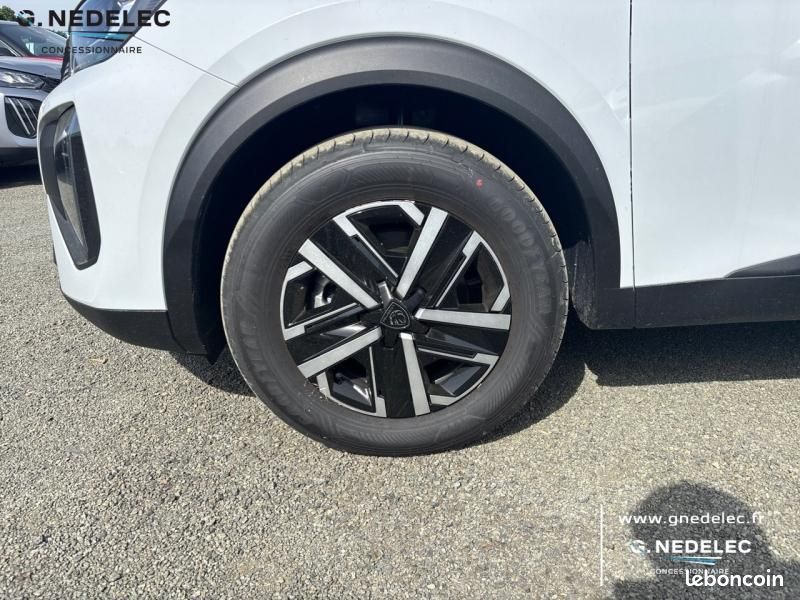 Peugeot 2008 1.2 Hybrid 145ch Style e-DCS6 (image 11)