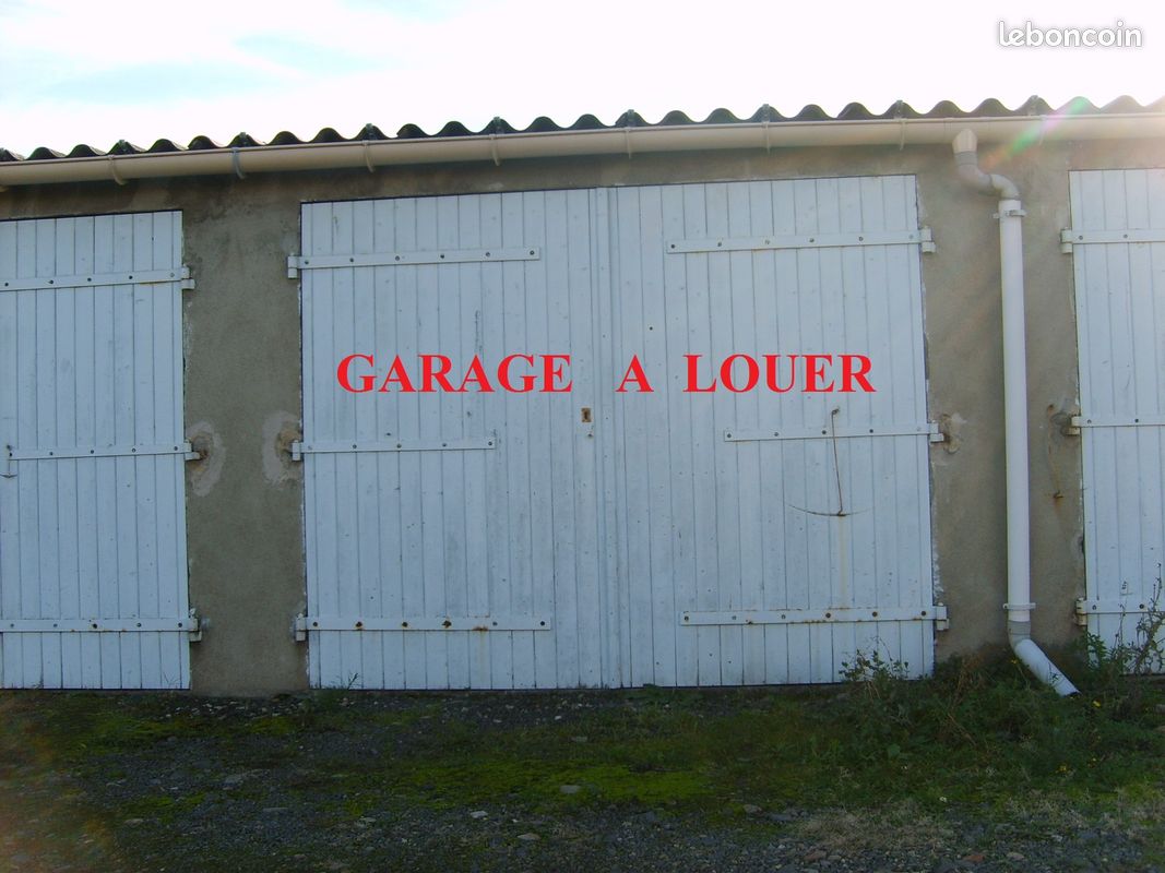 Garage auto moto à louer Issoire centre-ville · 65 €/mois