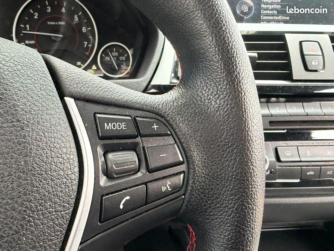 BMW SERIE 4 COUPE F32 435i 306 ch Sport A - SIÈGES ÉLECTRIQUES/CHAUFFANTS - TOIT OUVRANT - RADAR AV/AR (image 19)