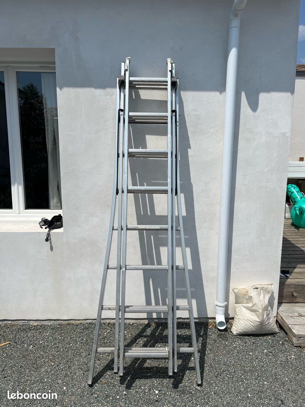 Échelle 3 pans (image 1)