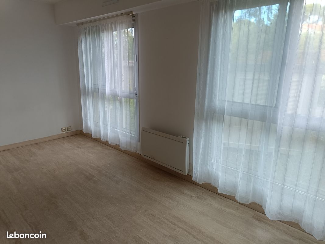 Appartement 1 pièce 24 m² · à Saint-Raphaël · 24 m² · 530 €/mois