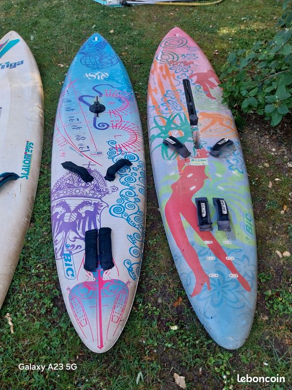 Lot planches à voile et gréements (image 5)