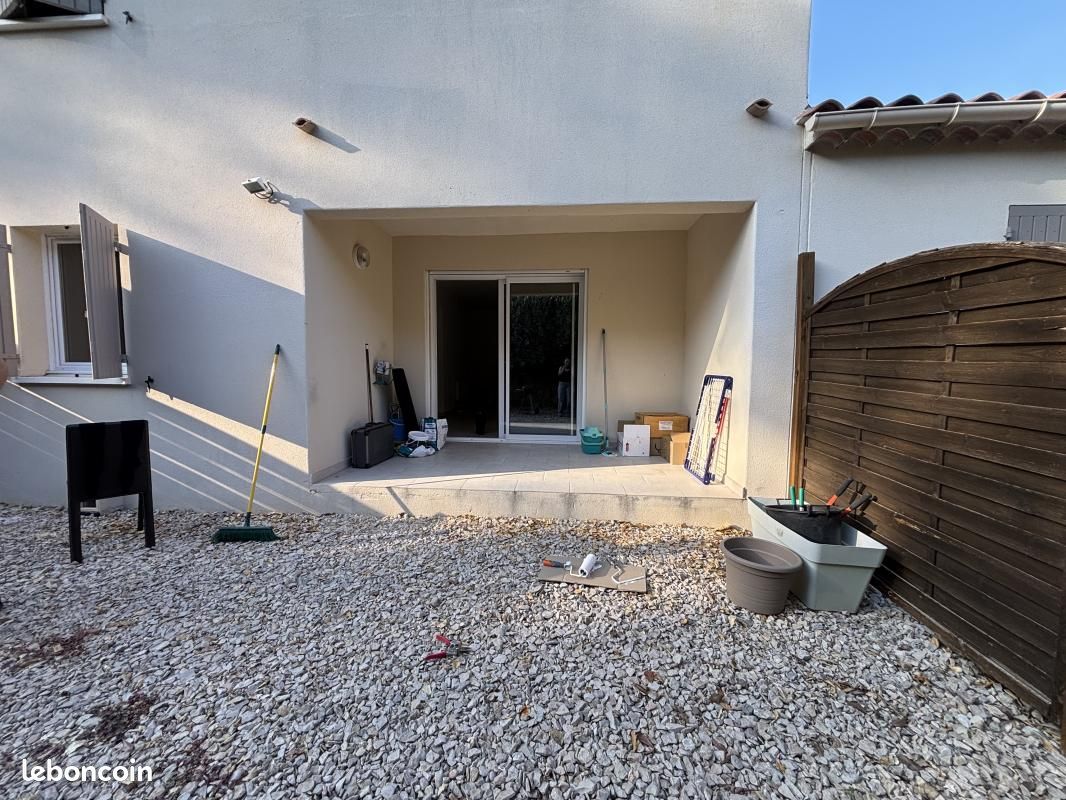 Appartement 2 pièces 44 m² · à La Roque-d'Anthéron · 44 m² · 790 €/mois