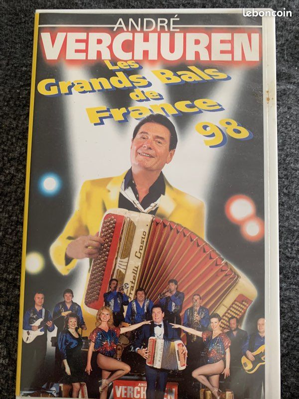 Cassette vidéo « Les grands bals de France 98 » (image 1)