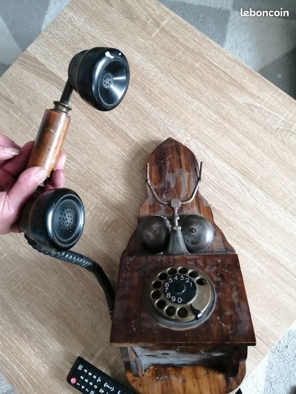 Téléphone ancien (image 2)