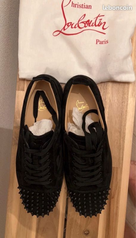 Louboutin taille 46 en parfait etat (image 1)
