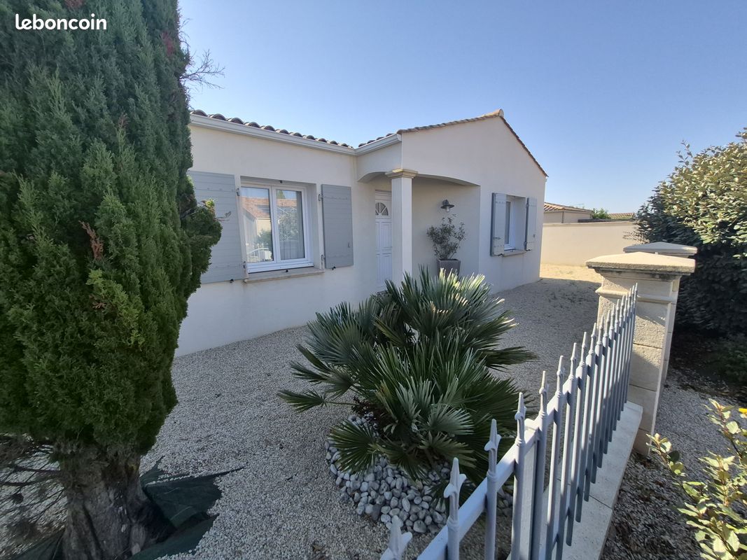 Maison 5 pièces 123 m² · à Sainte-Gemme-la-Plaine · 123 m² · 310 000 €