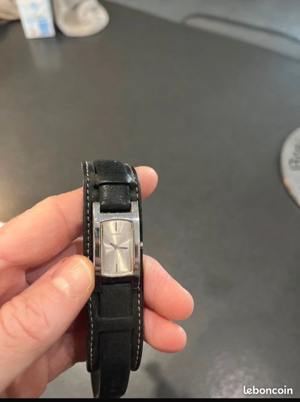 Montre guess femme (image 4)