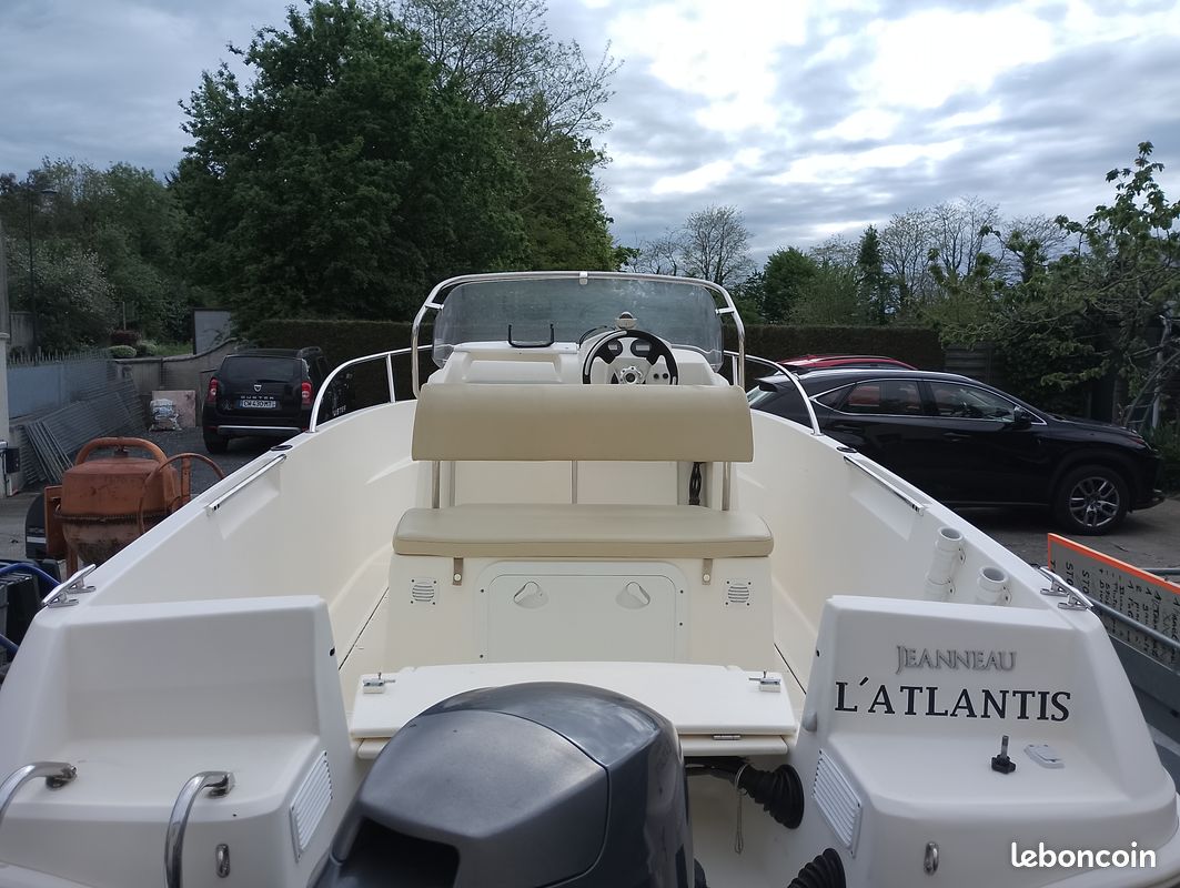 Bateau CAP CAMARAT 505 Style+ remorque - Nautisme