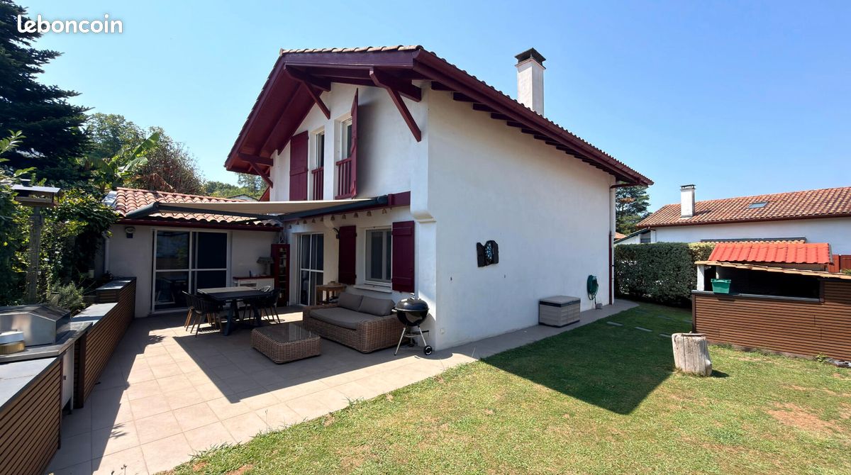 Maison 5 pièces 105 m² · à Ustaritz · 105 m² · 449 000 €