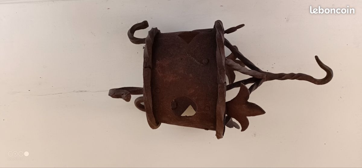 ANCIENNE COURONNE D'OFFICE porte saucissons en fer forgé 12 crochets EUR 100,00 - FR