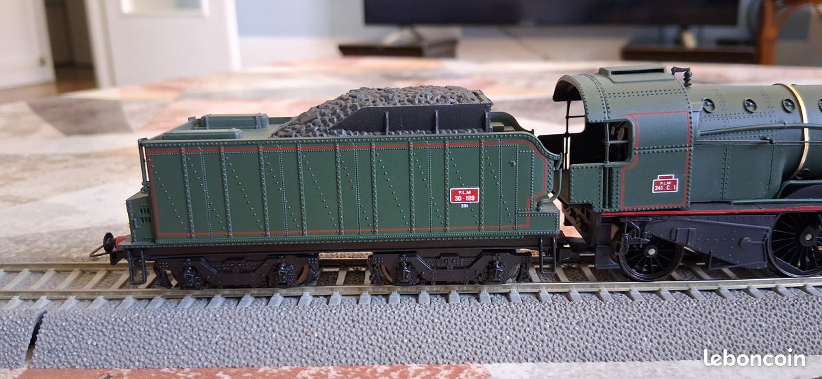 Locomotive 241 C 1 PLM Club Jouef réf 821000 HO - Collection