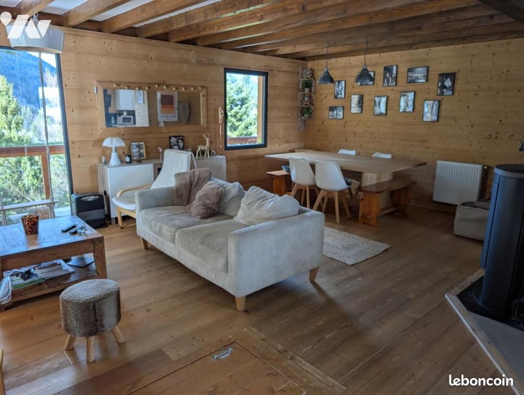 Maison 6 pièces 158 m² · à Saint-Pierre-de-Chartreuse · 158 m² · 520 000 €