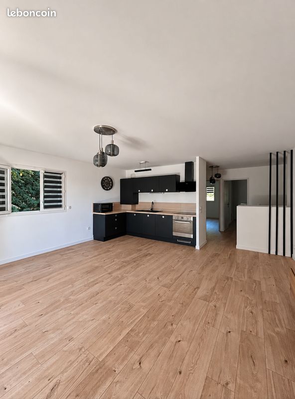 Appartement 3 pièces 68 m² · à Gex · 68 m² · 2 090 €/mois