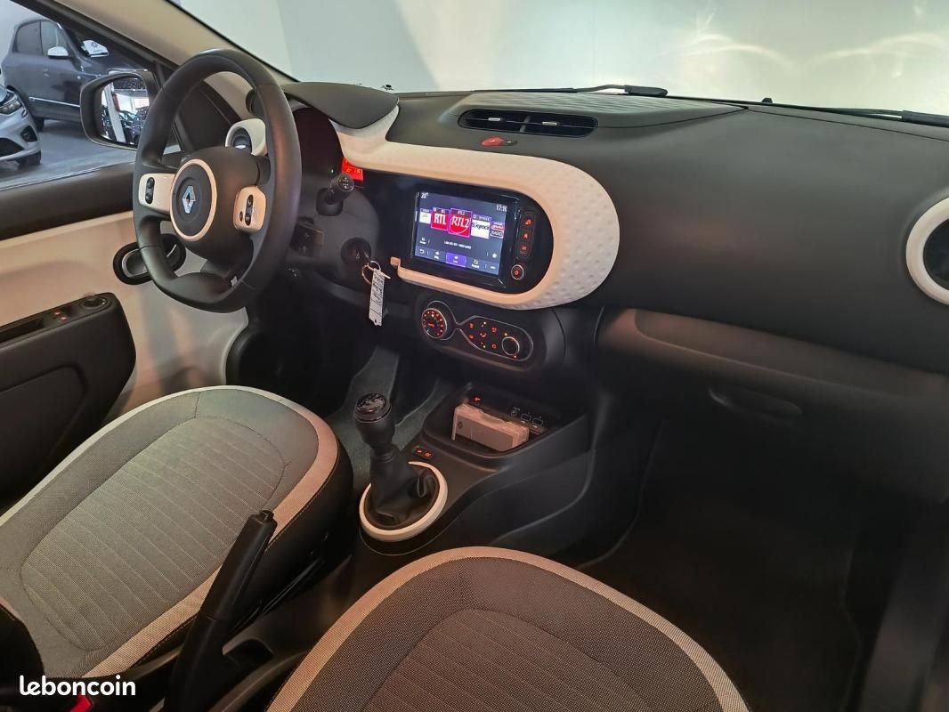 Renault Twingo III SCe 65 Equilibre (image 12)