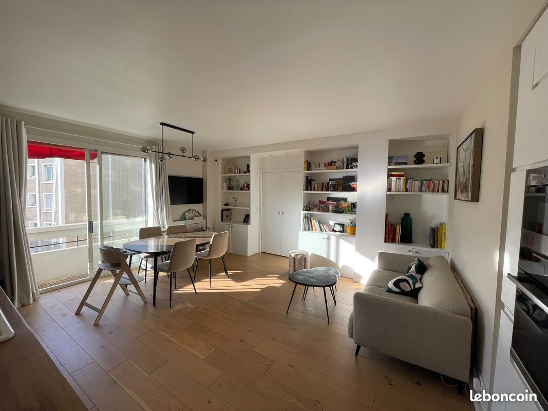 Appartement 3 pièces 56 m² · à Paris · 56 m² · 2 400 €/mois