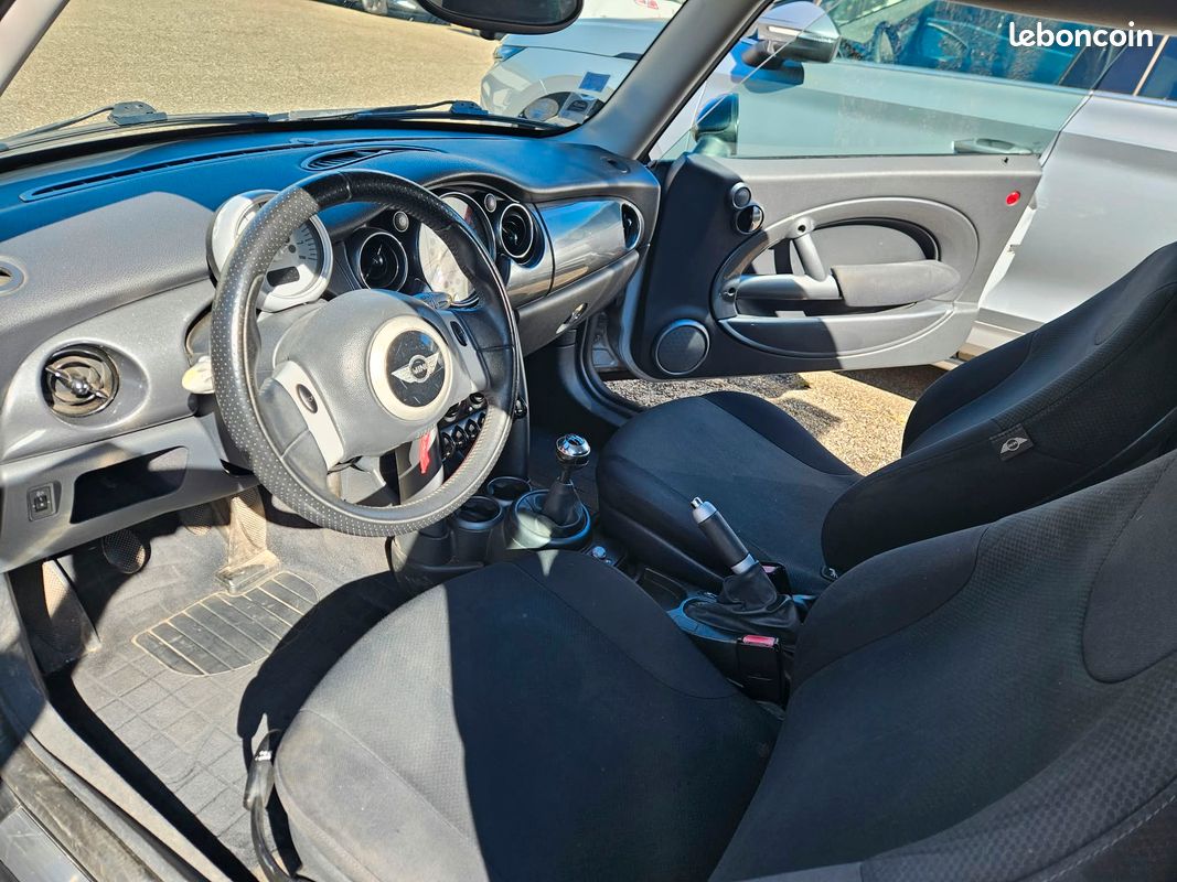 Mini Cooper 2005 Essence 115ch (image 3)