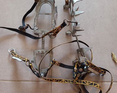 Crampons alpinisme 12 pointes Charlet moser - Sport & Plein air