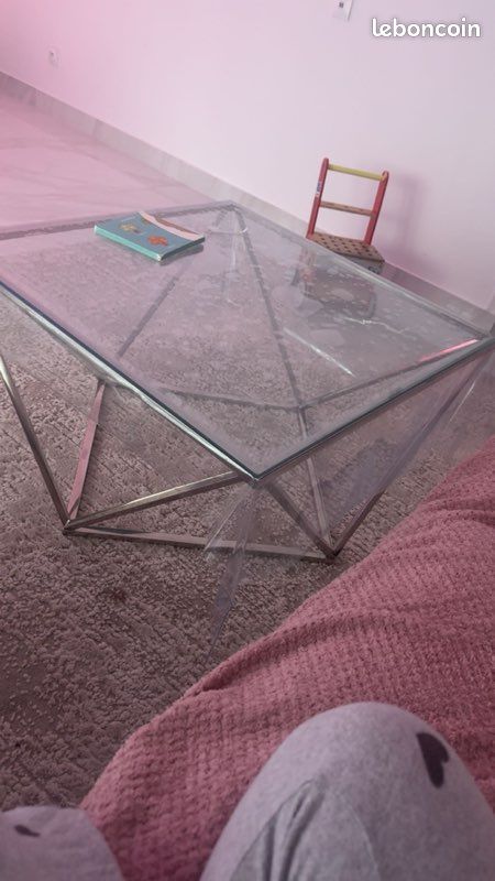 Table base (image 1)