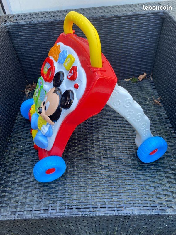 Clementoni Trotteur Trotteur Pousse Pousse Minnie Trotteur