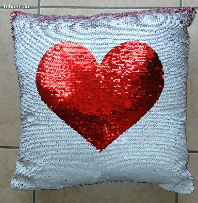 Coussin Crochet En Forme De Coeur